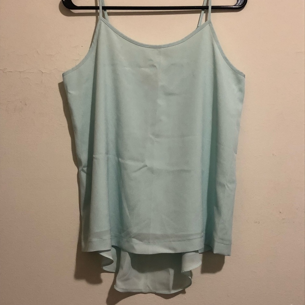 Flowy split cami